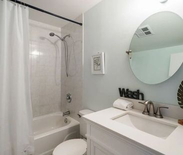 For Lease - 4198 Dundas Street Unit# 204, Toronto, Ontario - Photo 5