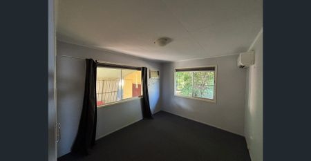 3 BEDROOM HOME - CENTRAL LOCATION! 1 Weeks Free Rent - Photo 5