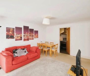 Room in a Shared Flat, Qube, B1 - Photo 1