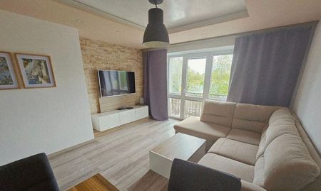 Na prenájom slnečný 2-izbový byt s rozlohou 57 m2 - Photo 2
