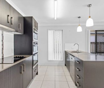 A Comfortable Family Home in Bellbird Park - Photo 5