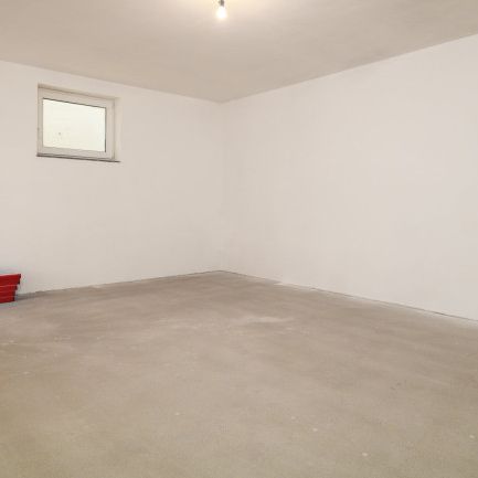 Wohnglück in Katzelsdorf: Erstbezug Doppelhaushälfte mit Loggia und Terrasse! - Photo 1