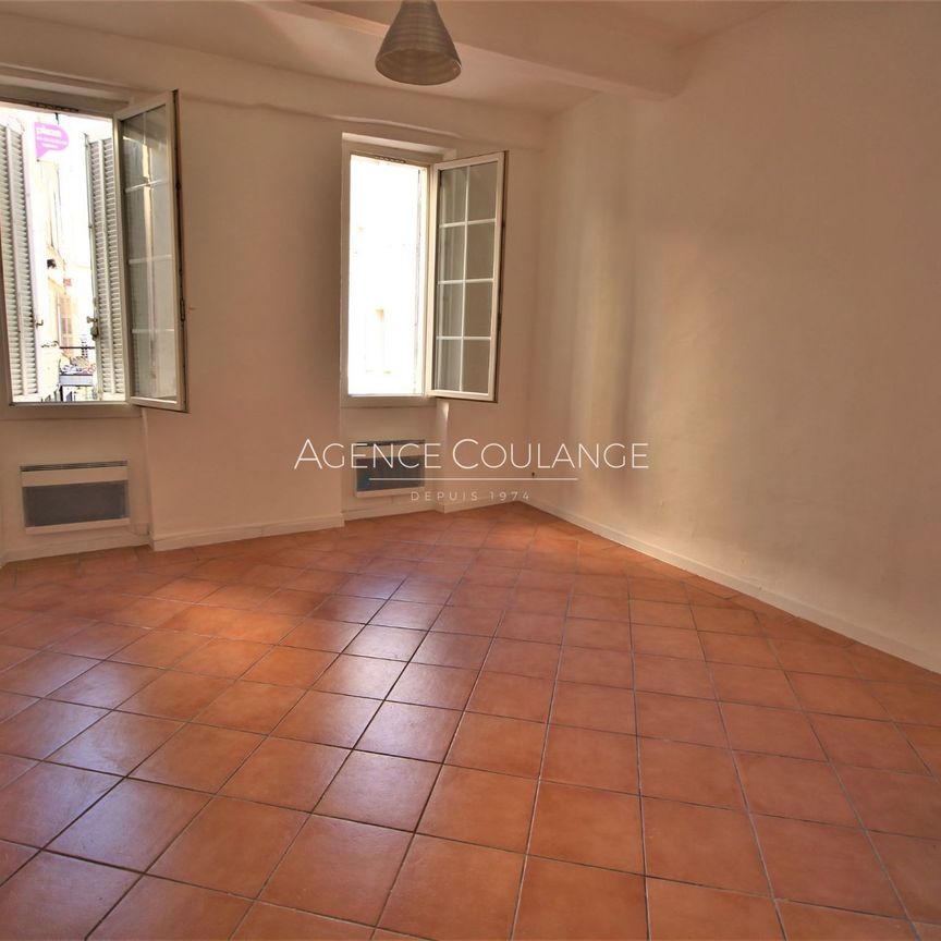 Location Appartement 1 pièce 25m² LA CIOTAT 13600 - Photo 1