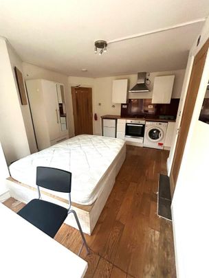 Studio Flat- For Rent – West Hampstead NW6 - Photo 1