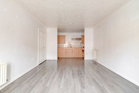 2 bed ground floor flat to rent in Rea Road, Birmingham, B31 - Photo 5