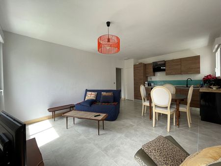 Location Appartement 2 pièces 53m² - Photo 2