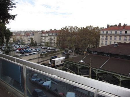 APPARTEMENT T4 A LOUER - Photo 2