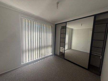 Macquarie Fields - Photo 4