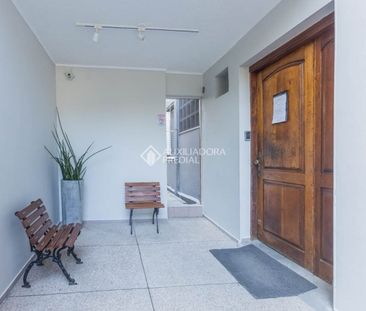 Apartamento com 1 quarto e 21m² para alugar em Menino Deus, Porto A... - Photo 1