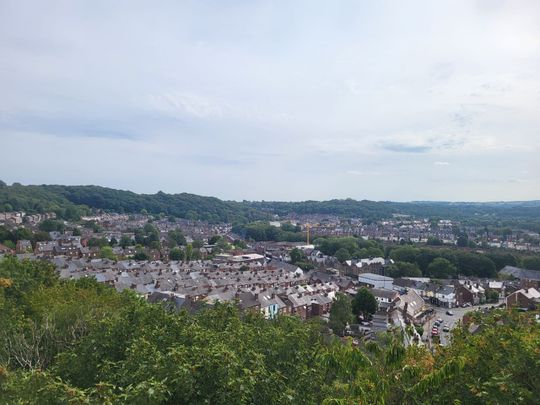 3 Bed Semi-Detached House, Derbyshire Lane, S8 - Photo 1