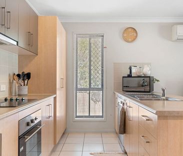 PRIVATE & MODERN HOME RIGHT NEAR THE SHORE! - Photo 3