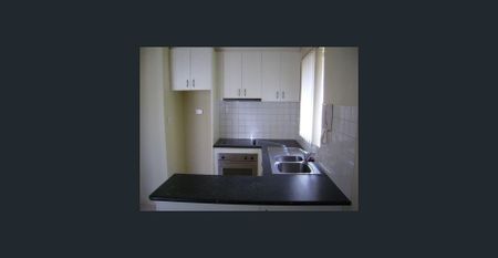 Close to everything you need - Photo 2