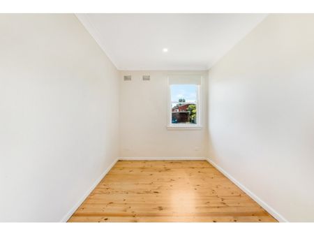 31 Hargrave Street - Photo 2