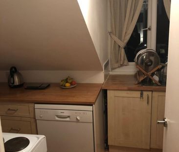 Studio Flat, Brockley Road, SE4 - Photo 1