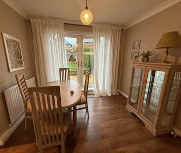 3 bedroom terraced house to rent - Photo 5