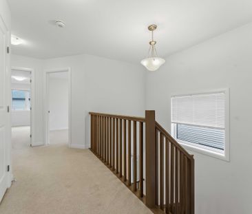 For Lease - 423 Silicon Way, Kanata, Ontario - Photo 4