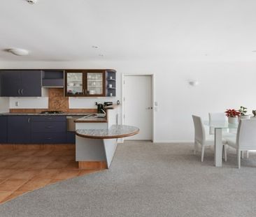 Spacious Fully Furnished Mount Apartment - Mt Maunganui - Photo 6