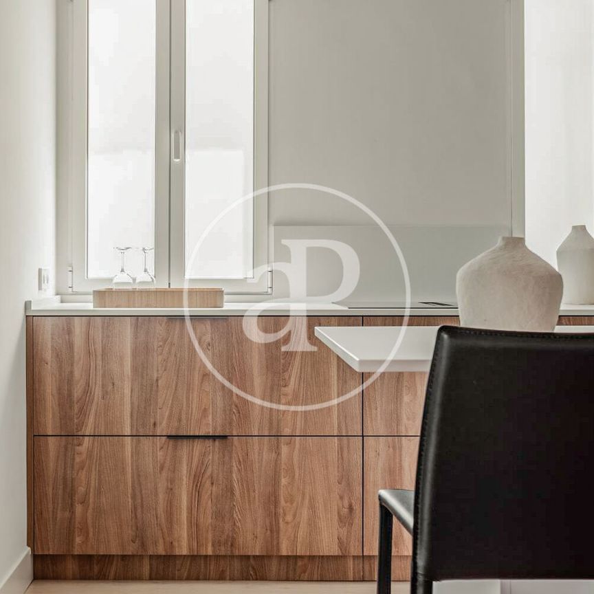 Flat for rent in Espartinas street. - Photo 1