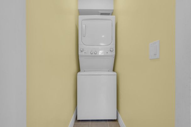 For Lease - 229 GENEVA Street Unit# 2, St. Catharines, Ontario - Photo 1