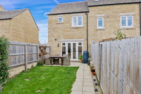 Swallow Road, Bourton-On-The-Water - Photo 4