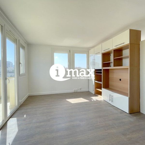 Location Appartement COURBEVOIE - - Photo 1