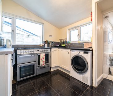 Cottrell Road, Roath - Photo 2