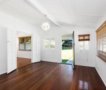 29 Robinson Street, Moorooka QLD 4105 - House For Rent | Domain - Photo 1