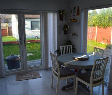 3 bedroom bungalow to rent - Photo 6