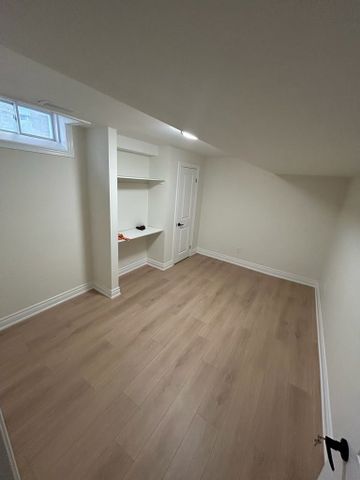 For Lease - 31 Keith-Wright Crescent, Ajax, Ontario - Photo 4