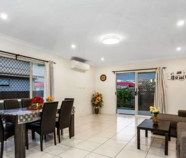 “Stunning Family Home” - Photo 1