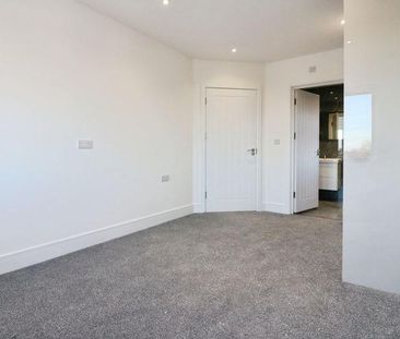 2 bedroom property to rent - Photo 4