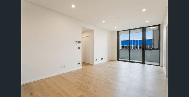 Festive offer 1-2 weeks rent free period unfurnished two-bedroom apartment in Zetland - Photo 1