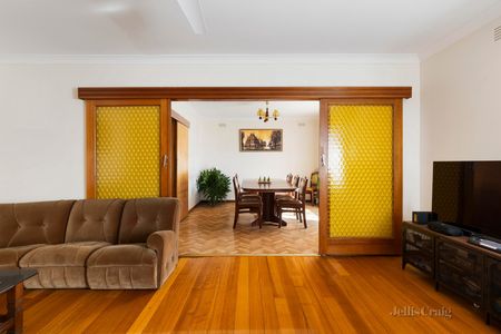 205 Gilbert Road, Preston VIC 3072 - House For Rent | Domain - Photo 3