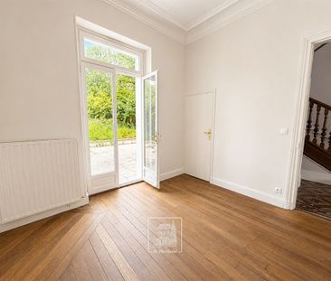 Tout savoir sur cette maison à Sèvres - Photo 3