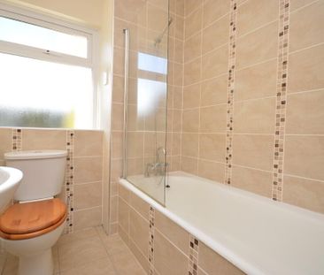 18 Castle Gardens, Richhill, BT61 9QL - Photo 3