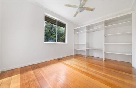 Spacious and Bright 3-Bedroom Home in Epping - Photo 5