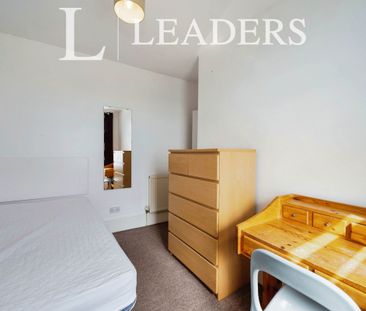 4 bedroom house to rent Bath Road, PO4 - Photo 5