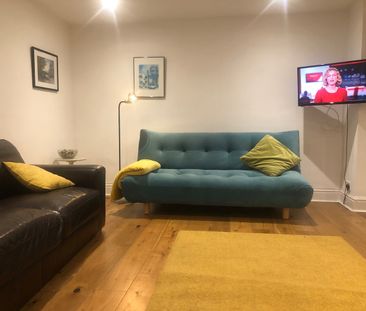 2 Bed Flat, Lower Market Street, BN3 - Photo 1