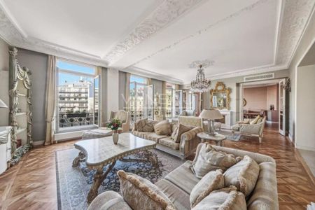 Paris XVIe - Trocadéro - Rue de la Pompe - Photo 2