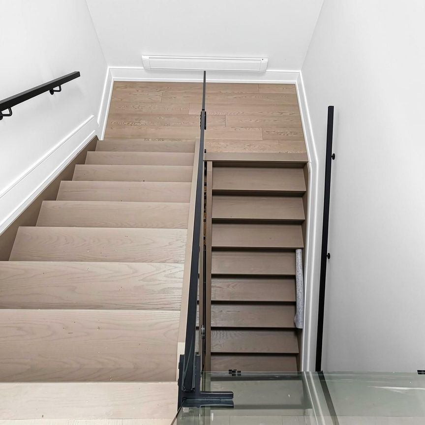 For Lease - 170 DIXON Road Unit# 1, Toronto, Ontario - Photo 1