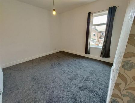 2 Bedroom Terraced To Let - Photo 3