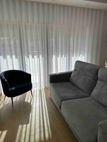 Rua Dona Filipa de Lencastre - Photo 5