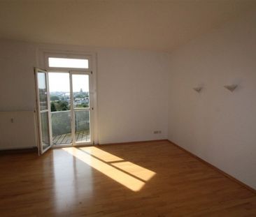 Attraktive 2-Raumwohnung mit Balkon und Blick ins Grüne - Photo 1