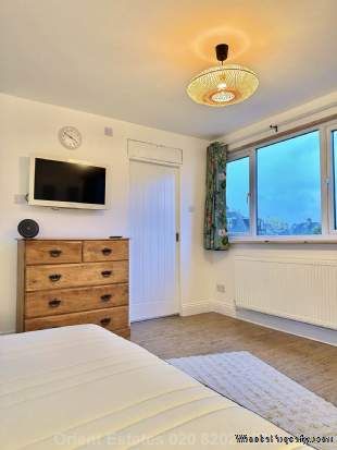 1 bedroom property to rent in London - Photo 5