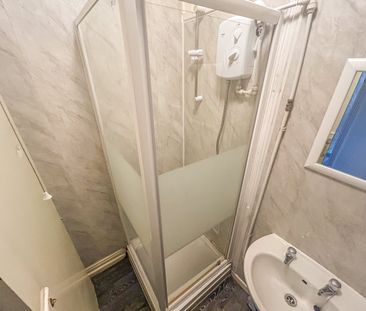 Broadway, Treforest - Photo 6