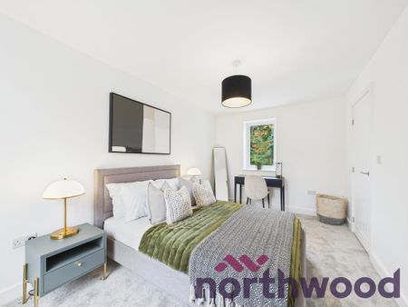 3 bedroom semi-detached house to rent - Photo 2