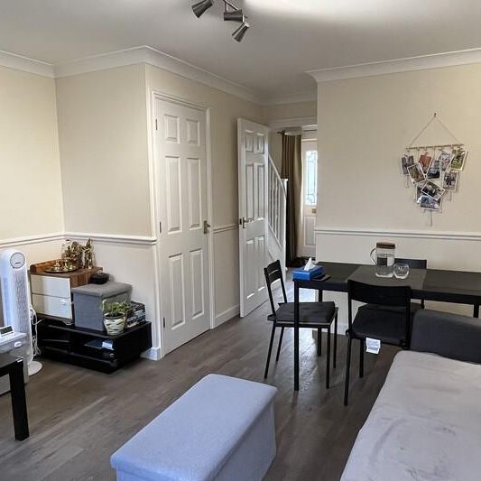 2 bedroom semi-detached house to rent - Photo 1