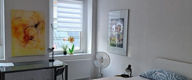 KEIN JOBCENTER Zimmer 20m2 € 600.- Nur Männer Nichtraucher mit Arbeitsvertrag - Foto 1