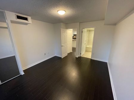 For Lease - 77 Maitland Place Unit# 1027, Toronto, Ontario - Photo 3