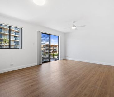 32/490 Marine Parade, Biggera Waters, Qld 4216 - Photo 6